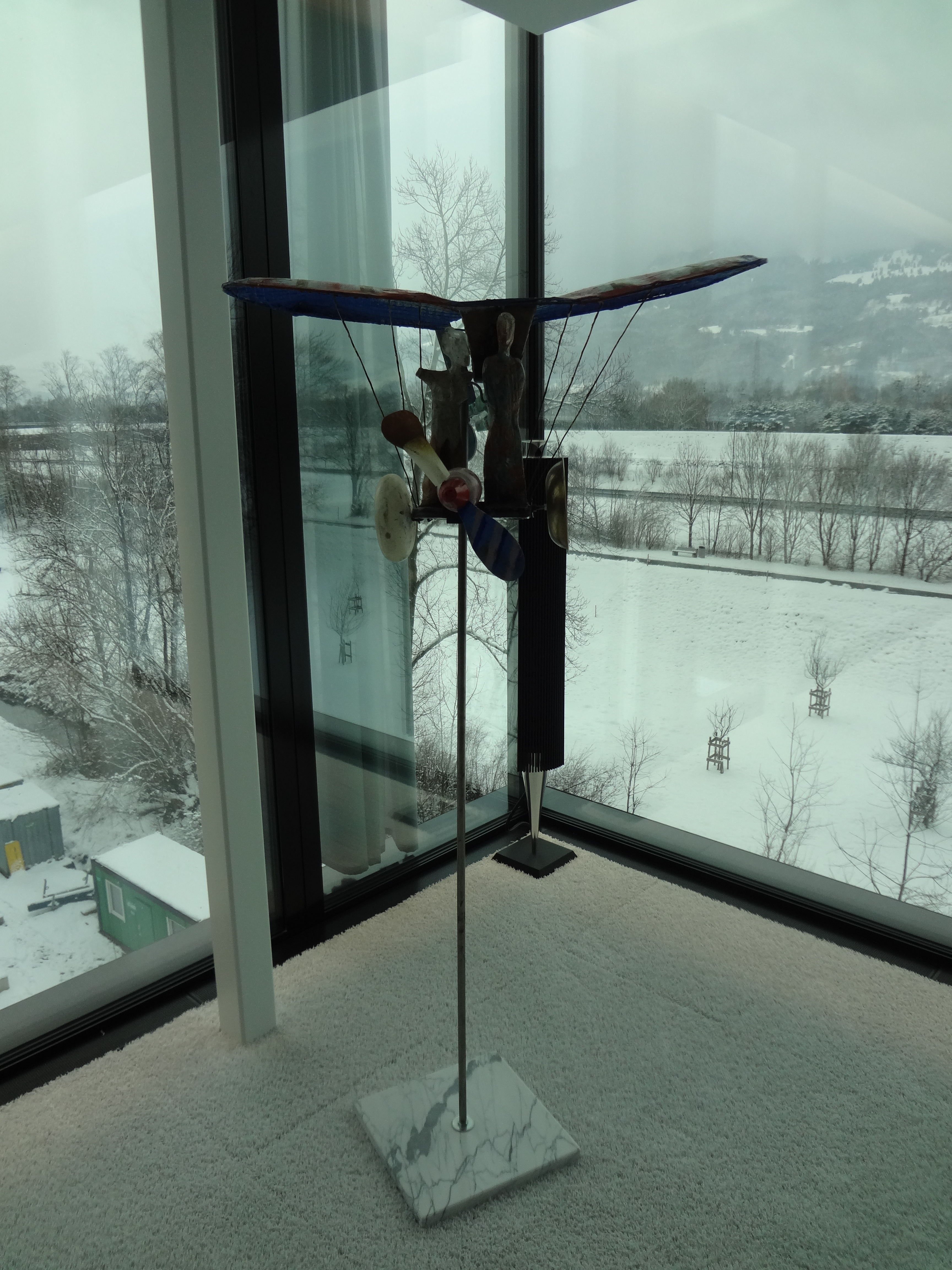 Pagnin1 - Flugzeug inkl. Sockel 47