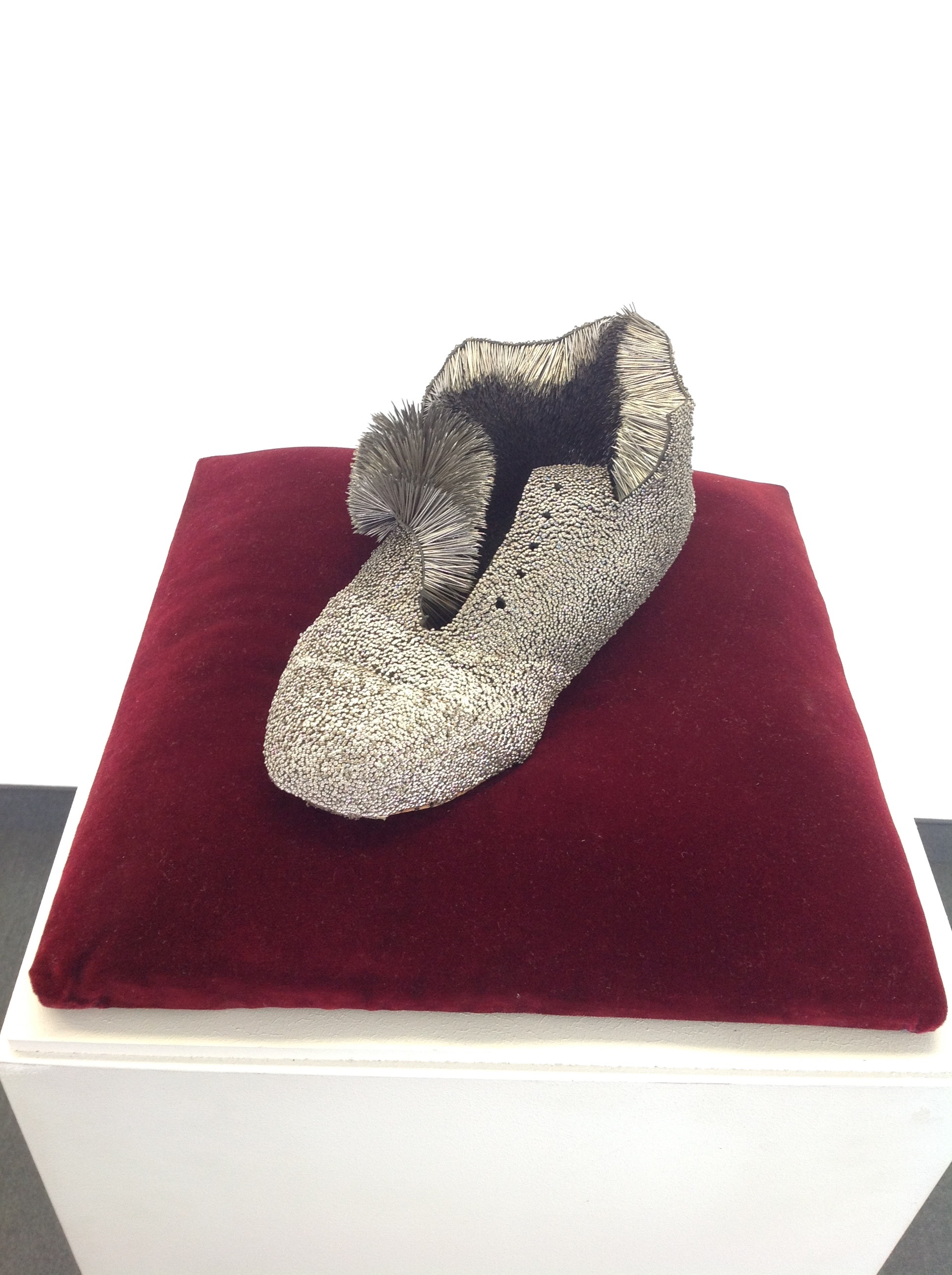 Mladenovic - Der Stecknadelschuh