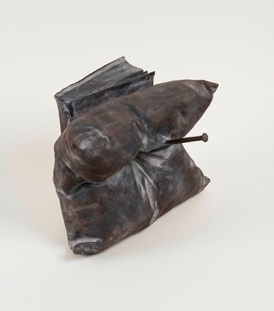 Uecker - Kissenbuch (Nagelfeldzug)