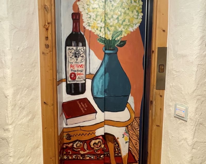 Zurek - Stillleben mit Petrus Elevator Doors