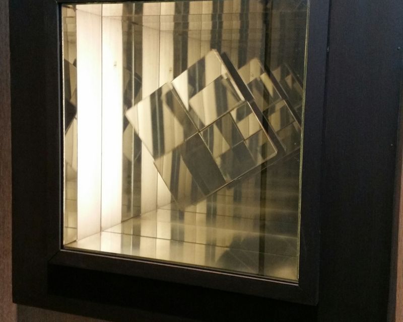 Megert - Lichtkinetisches Objekt